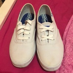 White keds